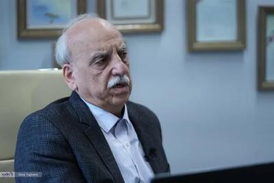 عبده تبریزی: کارگزاری‌های ضعیف بورس در هم ادغام شوند