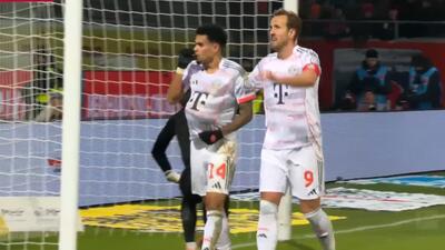 گل سوم بایرن مونیخ به هایدنهایم (لوئیز دیاز)