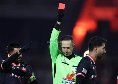 یک دکتر خونسرد، مرد اول تراکتور - پرسپولیس