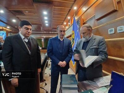  سپردن ۱۰ میلیون نسخه خطی فارسی هند به موسسه استنادی جهان اسلام