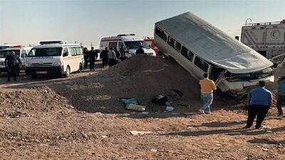  انحراف مینی‌بوس دانش‌آموزان در محور ایوانکی/ ۱۲ نفر مصدوم شدند