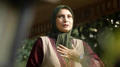 تیپ خبرساز مریم کاویانی در جشن حافظ/ عکس