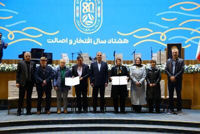 استقلال با پول بی زبان باشگاه بریز و بپاش‌ کرد