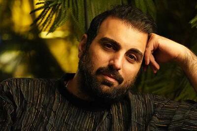 پولاد کیمیایی ۱۰ ساله کنار گوگوش در پیست اسکی