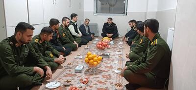 دورهمی یلدایی سربازان در پادگان