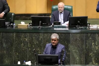 نماینده مجلس: دولت اعداد بودجه را به واقعیت نزدیک‌تر کرده / بودجه سختی را در پیش داریم