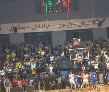  باخت استقلال در گرگان با پرتاب ثانیه آخر جردن همیلتون