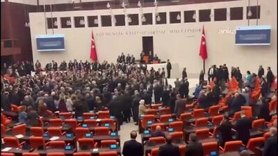 زد و خورد در این مجلس بر سر بودجه سال جدید + ویدیو