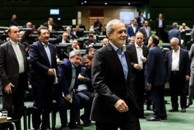  پزشکیان و تیم اقتصادی دولت فردا به مجلس می‌روند
