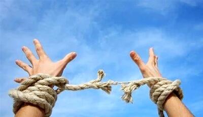 داماد قاتل پس از ۲۰ سال از اعدام نجات یافت