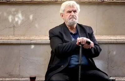 عنایت بخشی در بخش مراقبت‌های ویژه تهران