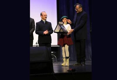 جشن شب یلدا در سنگلج برگزار شد/ اهدای لوح نشان نوروز به فعالین اجتماعی در جنگ ۱۲ روزه