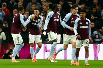 منچستریونایتد در خانه استون‌ویلا باخت