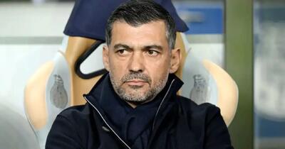 توصیه عجیب کونسیسائو به پسرش برای کاهش وزن: اگر گرسنه‌ای، آب بخور!