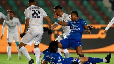 ورزشگاه را آبی کنید