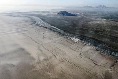 دریاچه ارومیه به پایان خط رسید؛ سوء‌مدیریت و سدسازی قاتلان اصلی