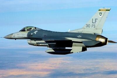 حمله به حریم هوایی ترامپ؛ انهدام هواپیمای غیرمجاز توسط اف-۱۶ها