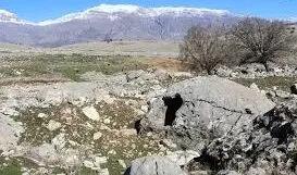 کتیبۀ باستانی «نبرد پهلوان و مار» در کوه‌های خوزستان کشف شد