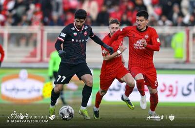 زور پرسپولیس به تراکتور نرسیده فرافکنی می‌کند/ عالم و آدم نمی‌خواهند استقلال قهرمان شود