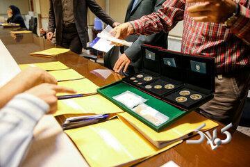 زمان تحویل سکه‌های پیش‌فروش فرا رسید؛ برای دریافت سکه‌ها چه مبلغی باید پرداخت؟/ شرایط فسخ معامله - مجله اینترنتی کولاک