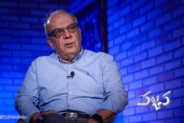 کوتاه‌ترین راه در سیاست گذاری، بدترین و خطرناک‌ترین راه است/ قیمت‌گذاری ساده‌ترین و البته بدترین کار است که فقط با یک دستور اداری قابل انجام است - مجله اینترنتی کولاک