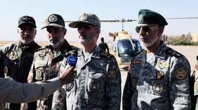 فرمانده کل ارتش: ماموریت مهم ارتش حفاظت از تمامیت ارضی ایران است - مردم سالاری آنلاین