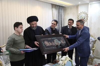 تجلیل امام جمعه اردبیل از «امیرهادی بایرامی»نخبه روشندل قرآنی
