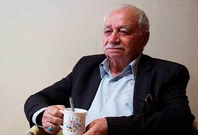 طنزپردازی با نامی اصفهانی و تخلصی کرمانی