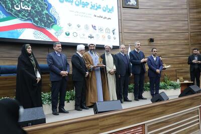  مدیرکل تبلیغات اسلامی خراسان شمالی در رویداد استانی تقدیر شد