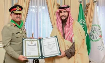  عربستان به فرمانده ارتش پاکستان نشان افتخار اعطا کرد