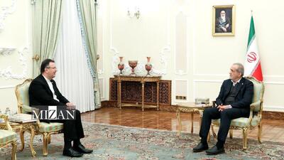 تأکید پزشکیان بر ارتقای همگرایی ایران و گرجستان در معادلات نوین قفقاز