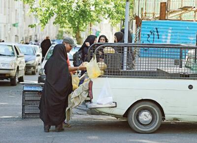  مرگ مرد میانسال در تهران بعد از جر و بحث بر سر قیمت انار؛ او سکته کرد/ فروشنده انار بازداشت شد