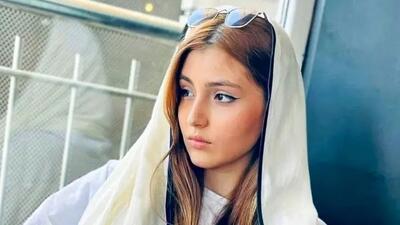  اولین عکس از مادر خوش چهره بازیگر سریال وحشی / مادر از دخترش زیباتر !