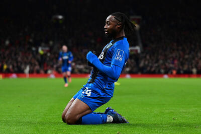 تکاپو در منچستر و لیورپول؛ آنتوان سمنیو امروز تصمیمش را می‌گیرد - پارس فوتبال