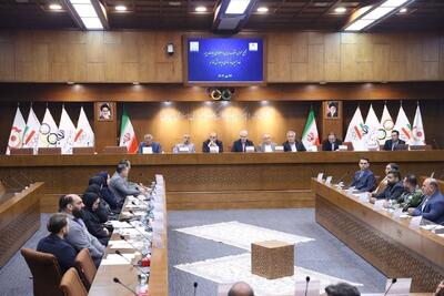 از مدرک جعلی تا پیامک جنجالی؛ پای یک آشنا در ماجرای فدراسیون بدنسازی؟ - پارس فوتبال