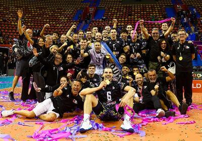 قهرمانی با طعم اشک و افتخار/ پروجا در شب سوگ «لورنزتی» پادشاه والیبال جهان شد - پارس فوتبال