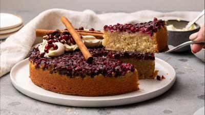  کیک ژله‌ای انار؛ جشن رنگ و طعم زمستان +فیلم