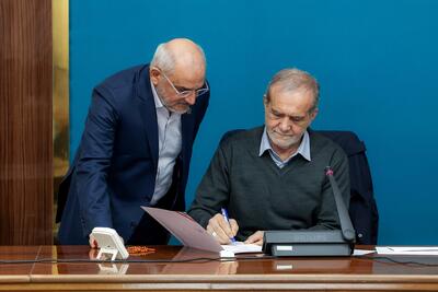 رئیس جمهور: درحوزه دولت الکترونیک باید به استاندارد‌های جهانی دست یابیم