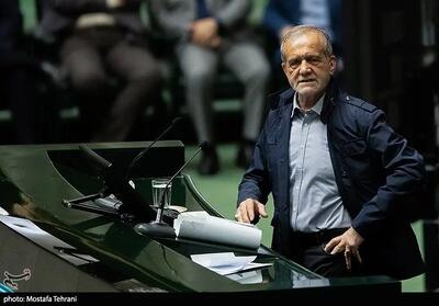 توصیه روزنامه اصلاح‌طلب به پزشکیان: از اصول خود مقابل مجلس پایین نیایید