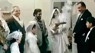  آواز نوستالژی؛ رقص دهه شصتیا تو پاتختی مردونه خوانندم آوردن فقط اونایی که دست میزنن
