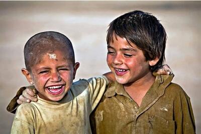  آواز محلی؛ کودکان کار با دلسوزی راجب مرگشون از آغاسی میخونن دلت واقعا ضعف میره