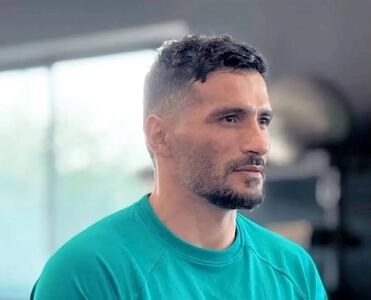 کنایه جواد کاظمیان به گرانی دلار + عکس