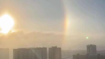  رنگین‌کمان جادویی زمستانی، در شهری در روسیه در دمای منفی 25 درجه سانتیگراد