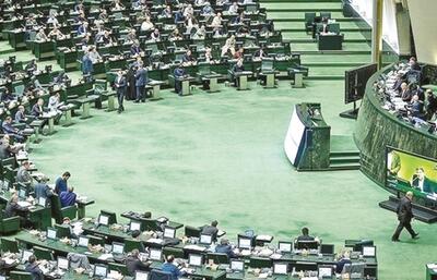 تهدید  مجلس  به  استیضاح  وزرا