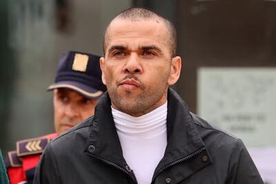 دنی آلوز در آستانه بازگشت به فوتبال با باشگاه خودش