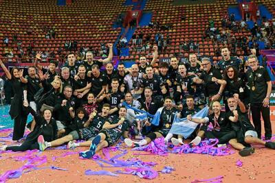 پروجا 3-0 اوساکا؛ درخشش جیانلی و بن‌ تارا والیبال باشگاه‌های جهان را به لورنزتی هدیه داد