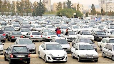  بازار خودروی ایران در تله تورم؛ ویترین‌ها پر، معاملات قفل