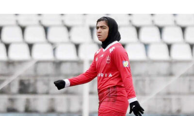 رنگ حاشیه بر صورت لیگ برتر زنان؛  فوتبال در رینگ!