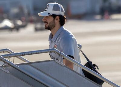 پرواز غیرمنتظره ستاره تیم ملی به قطر (عکس)