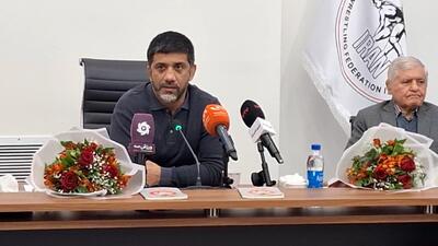 دبیر: یک مدال در موزه قبل از دوره من نیست